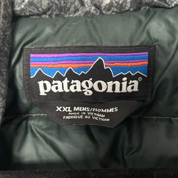 Patagonia Forestland Green Quilted Vest - Picture 2 of 5